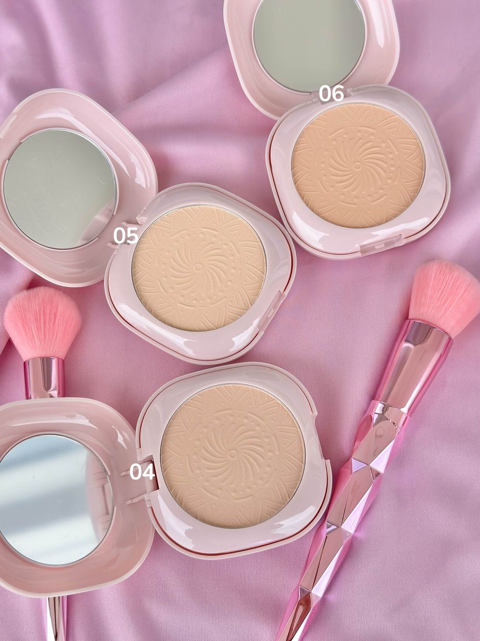 Polvo Compacto y Corrector Natural Ushas - Imagen 2